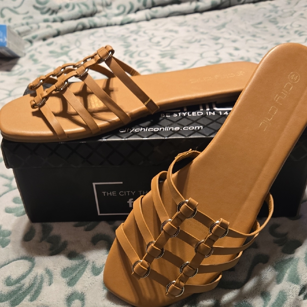 City Chic Tan Strappy Sandals Woman's Size 12/13